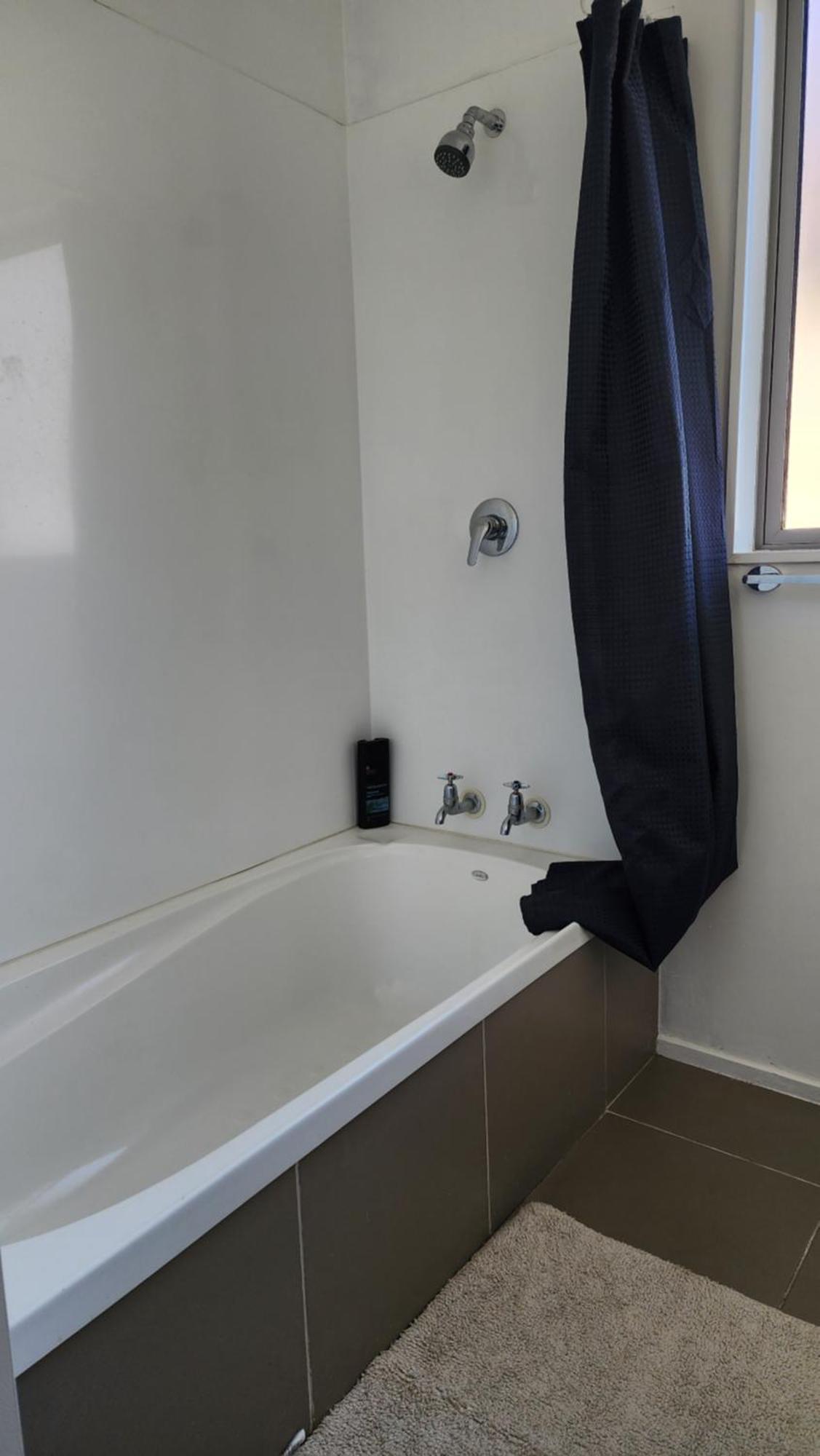 Oaktree Entire Holiday Home, Sleeps 8 To12 Rotorua Eksteriør bilde