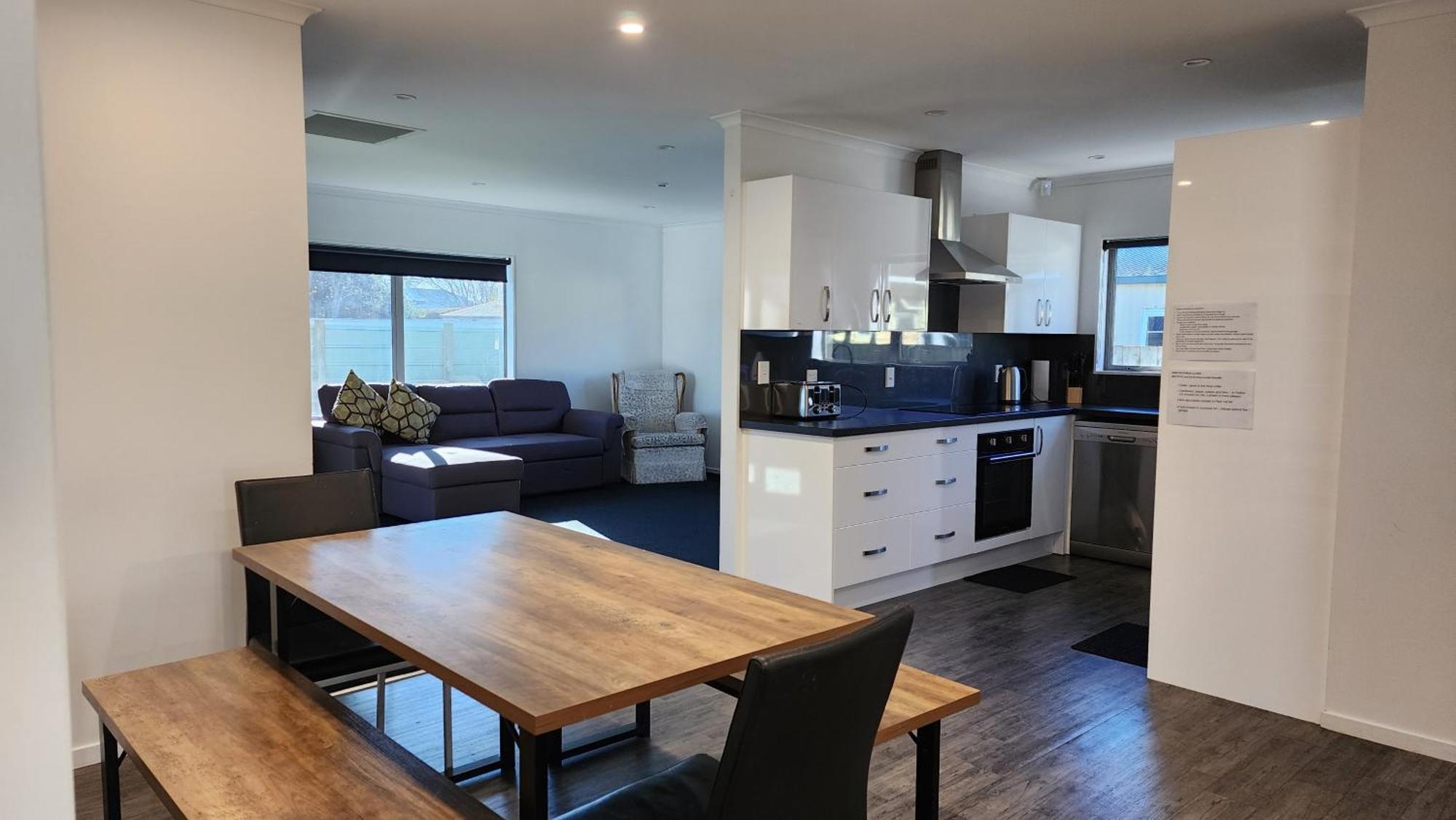 Oaktree Entire Holiday Home, Sleeps 8 To12 Rotorua Eksteriør bilde